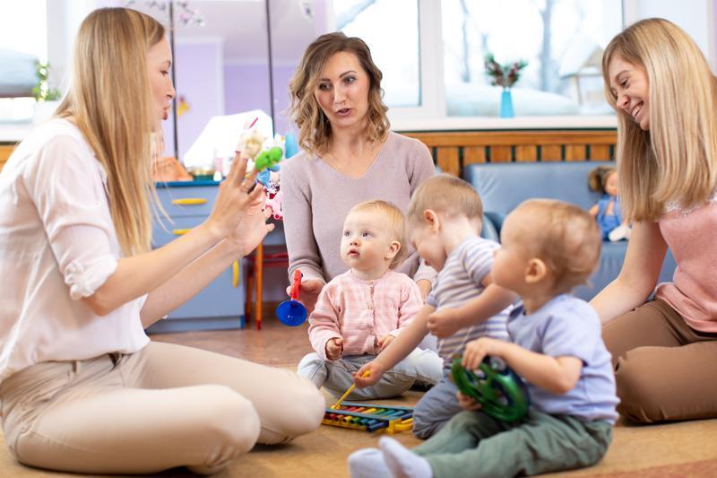 Choosing A Daycare? 3 Things About the Teachers You Should Pay Attention To